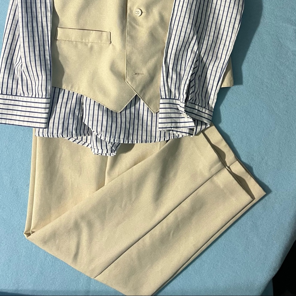 Tan - Picture 2 of 2